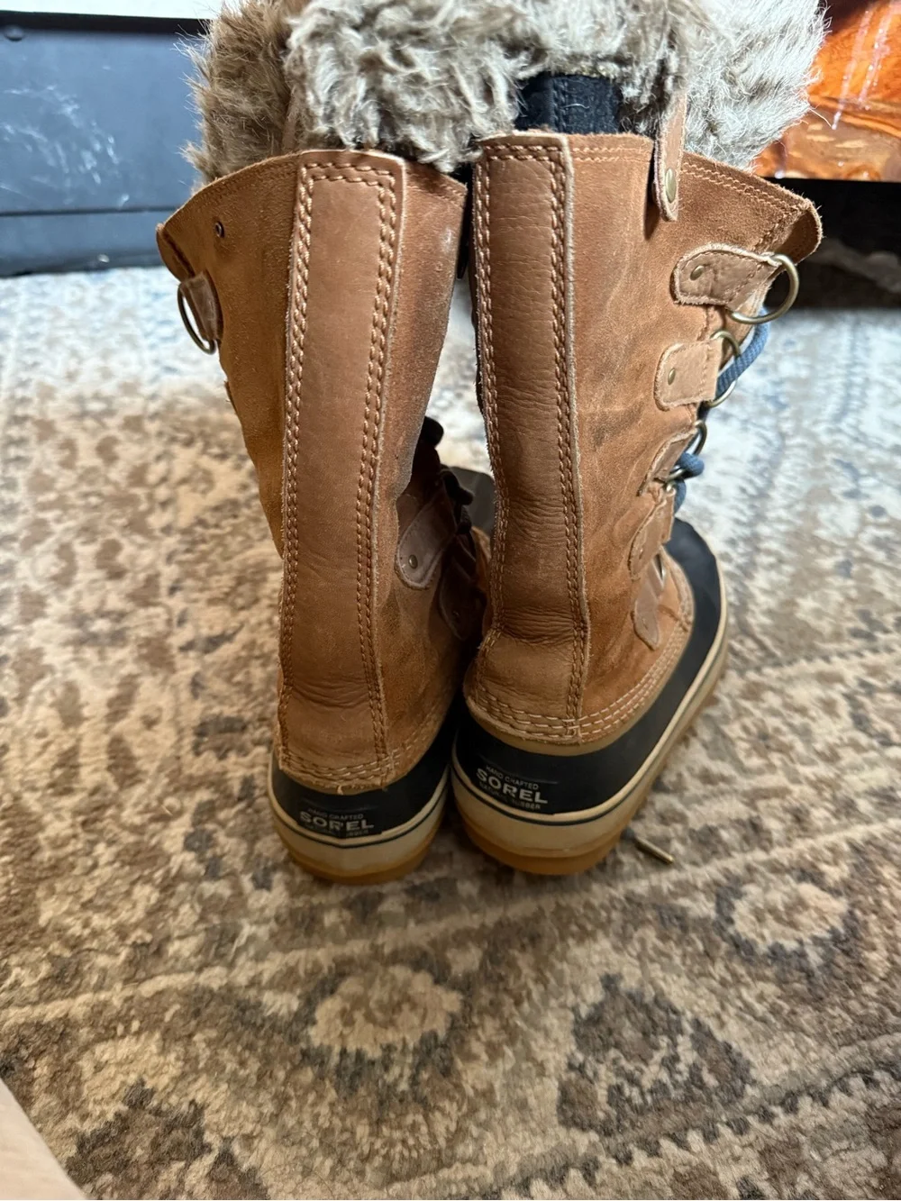 Sorrel Women's Brown Faux-Fur Winter Lace-Up Boots